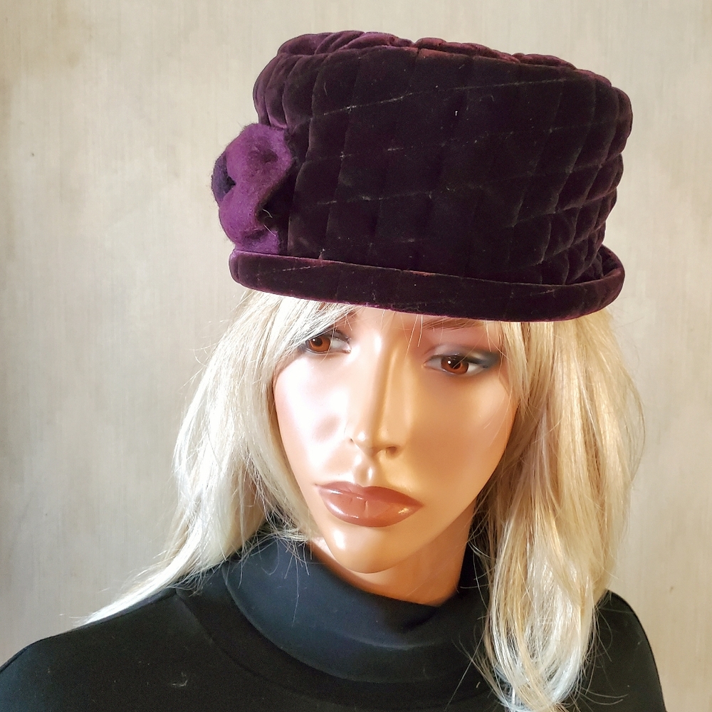 Lord & Taylor Purple Quilted Silk Velvet Pillbox Hat Made‎ in Italy Bow Accent